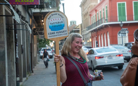 Tastebud Tours Sign