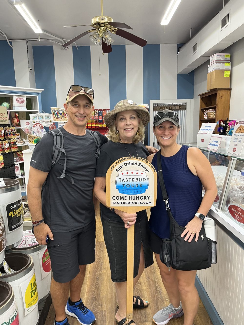 Cozy local food spot with authentic dishes and a warm atmosphere.